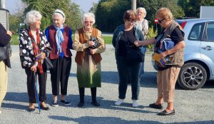 Un gruppo di anziani è venuto a visitare il nostro rifugio